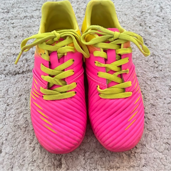 Vizari Liga Turf Soccer Cleats Shoes in Pink/Yellow Youth Girls Size 1 - Picture 5 of 9